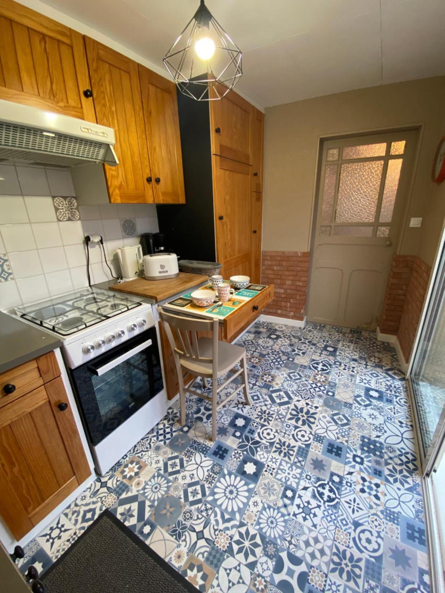 La Maison Des Vacances Chez Genevieve & Norbert 6 A 8 Personnes Les Sables-d'Olonne Exterior photo